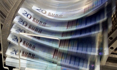 Közel 5,4 milliárd euró a féléves külkereskedelmi többlet