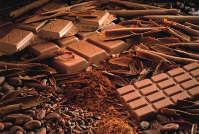 626 millió forint adót csaltak el csokoládékereskedők