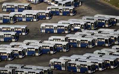 Harminc új távolsági busz rója az utakat Székesfehérváron és Tatabányán