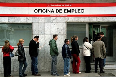 Enyhén csökkent a munkanélküliség Spanyolországban