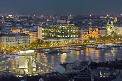 Ingatlan-befektetés: Budapest a legvonzóbb 10 város között Európában