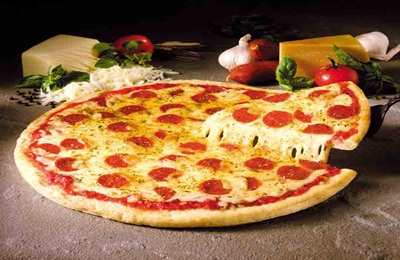 300 millió forint adót csalt el, majd pizzériát nyitott