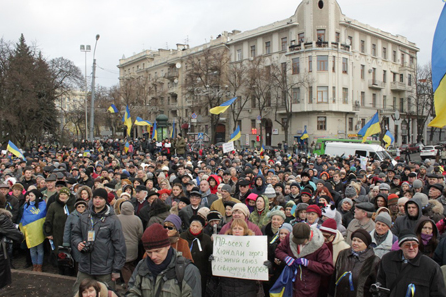 Kész Ukrajna elnöke lenni az orosz fogságból kiszabadult katonanő