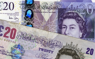 Továbbra is állati eredetű zsiradékot használ bankjegyeiben a brit jegybank