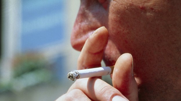 Kétmillióval csökkent a dohányzók száma Nagy-Britanniában