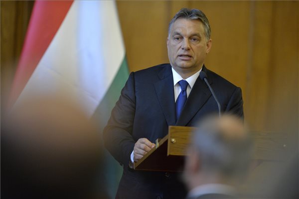 Brüsszelbe utazott Orbán Viktor