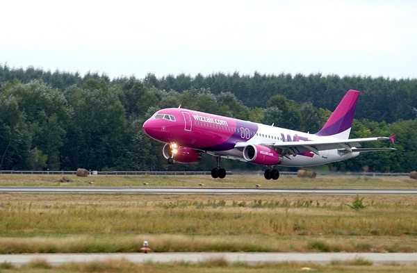 7 új Airbus A320 repülőgépre kötött megállapodást a Wizz Air