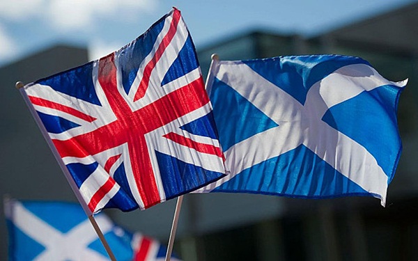 Elvetette a brit EU-tagság megszűnéséről szóló törvényjavaslatot a skót parlament
