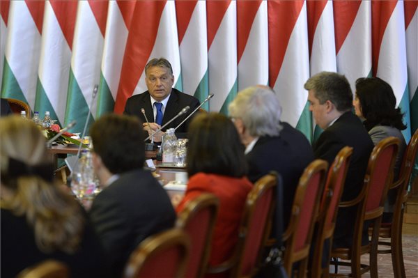 Orbán: ezentúl is megőrizzük a nyugdíjak értékét