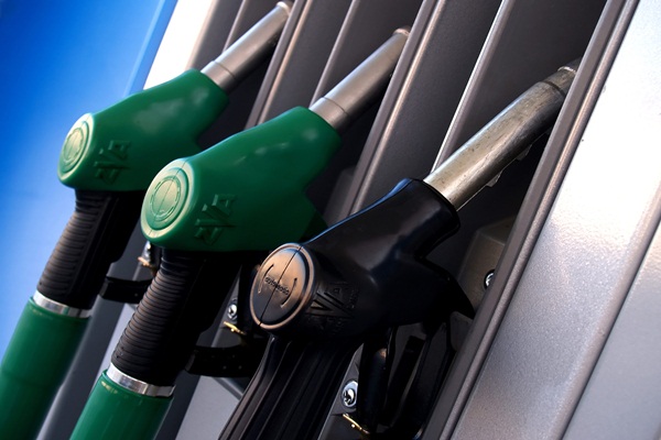 Az adócsökkentés hatására csökken az üzemanyagok ára