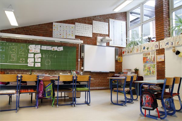 Megújult a magyar-szlovák nyelvű iskola Sátoraljaújhelyen