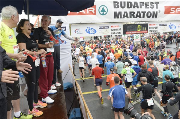 Megdőlt a nevezési rekord a Budapest Maratonra