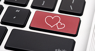 A Mac-es felhasználók kétszer aktívabb szerelmi életet élnek