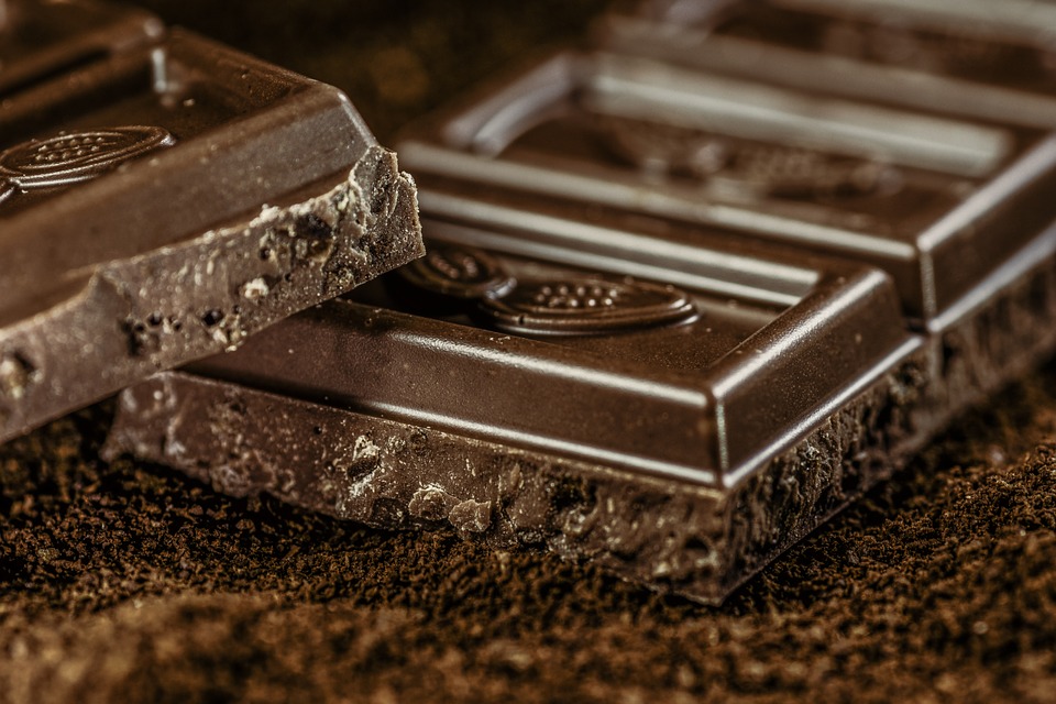Újabb Nestlé innováció: Már nem kell hozzáadott cukor az étcsokoládé előállításához