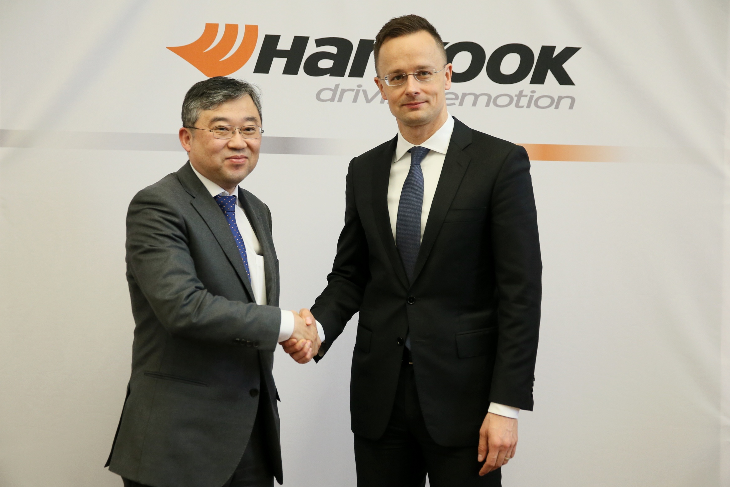 Bővíti európai gyárát Rácalmáson a Hankook