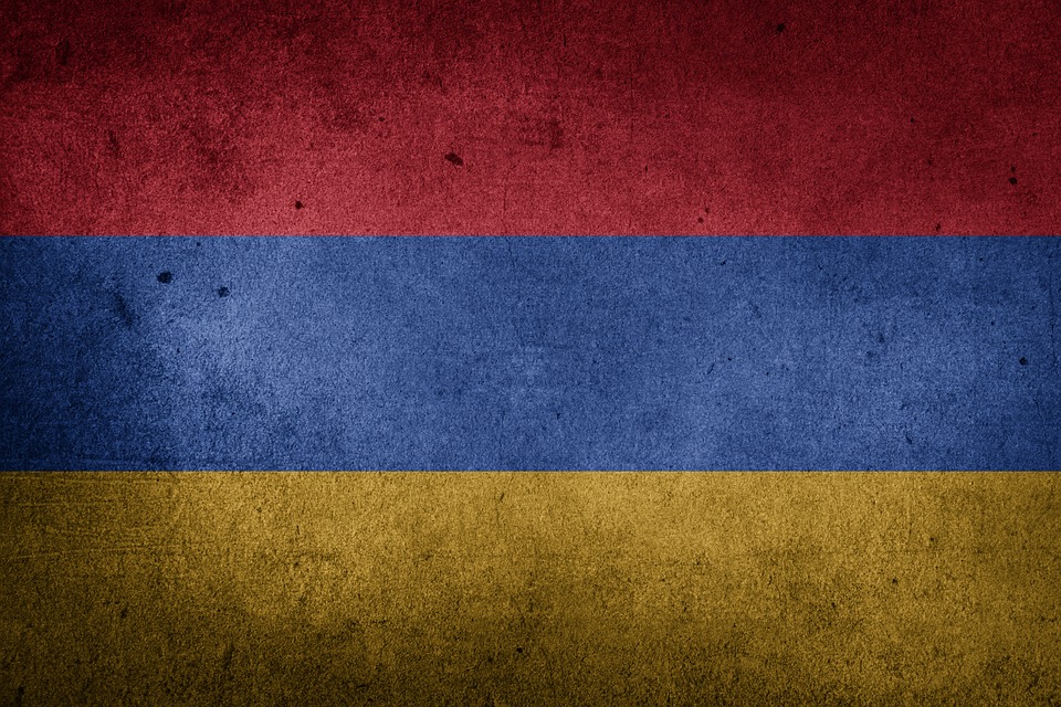 Békés úton rendezik a kormányválságot Örményországban