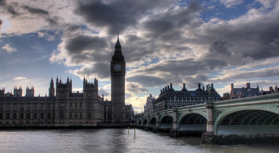 Csökkenő londoni ingatlanárak miatt aggódik egy jegybankár
