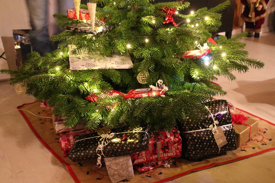 Milyen befektetés kerüljön a karácsonyfa alá? 