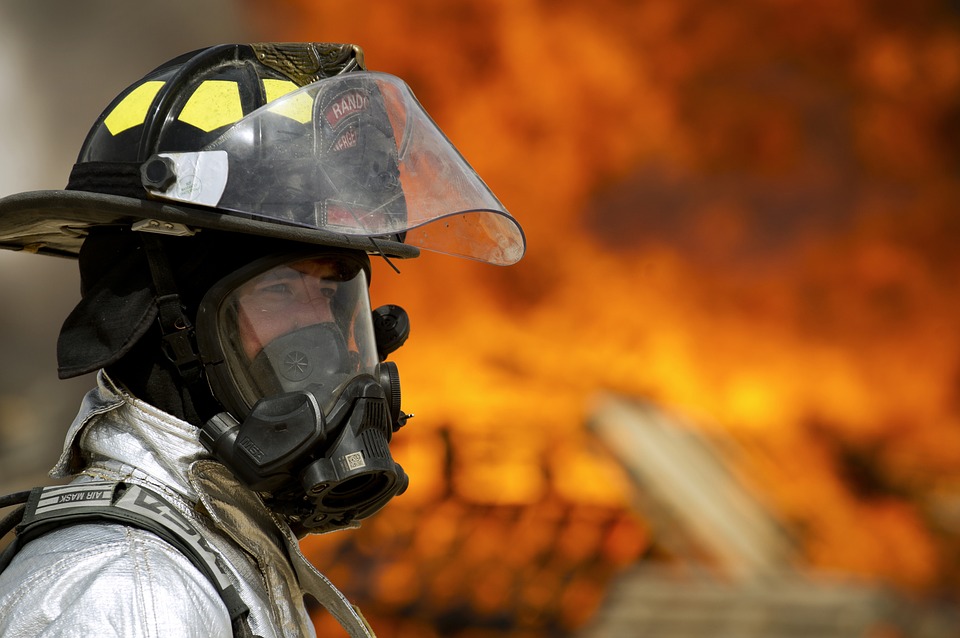 178 új tűzoltót avatott a katasztrófavédelem