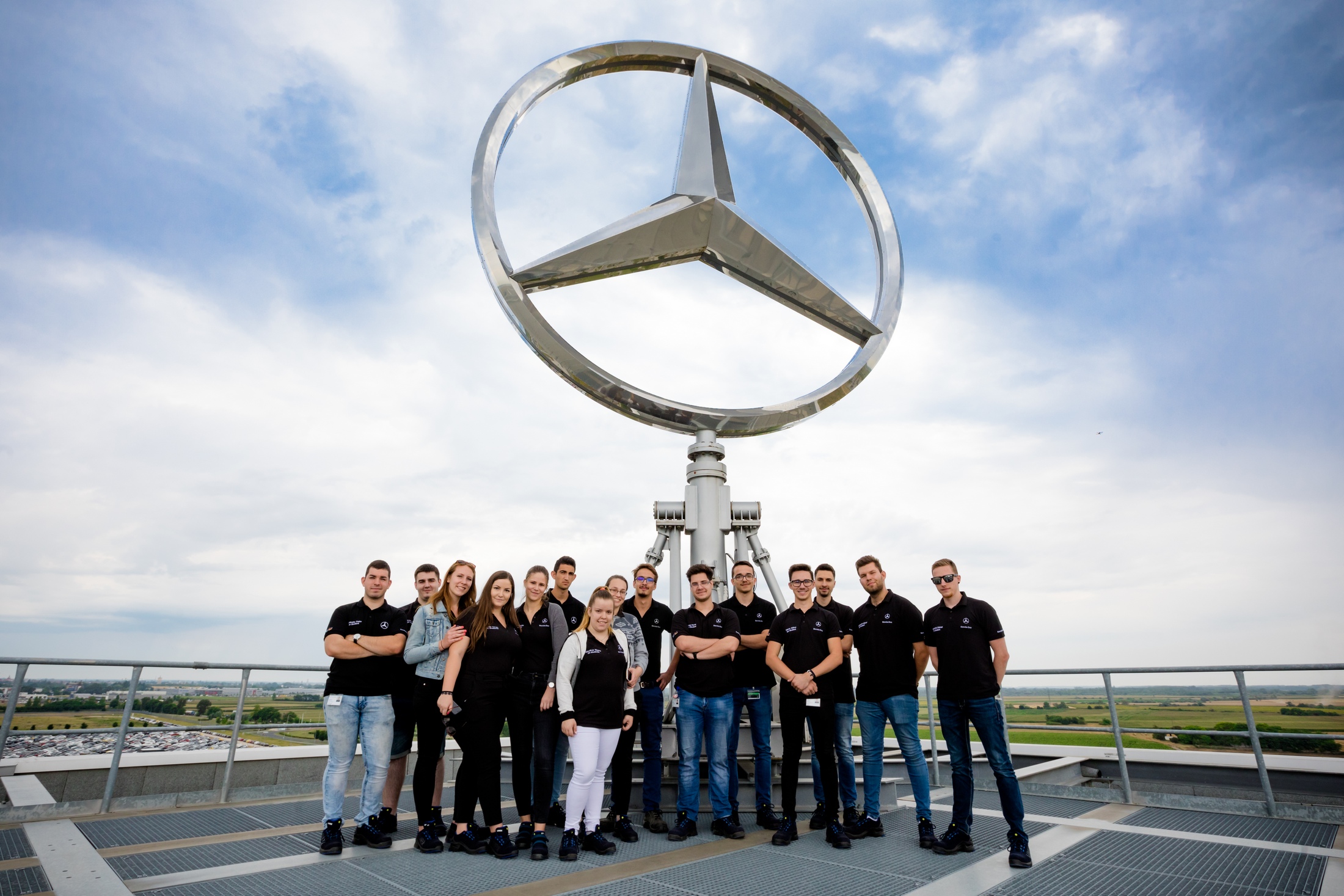 Harmadszor rendezték meg a duális főiskolai napot a Mercedes-Benz gyárban