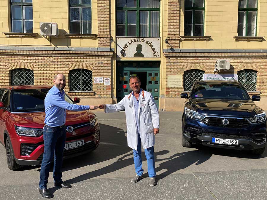 Díjmentes autóhasználattal és szervizzel segítik az AutoWallis csoport tagjai a koronavírus ellen küzdő egészségügyi dolgozókat