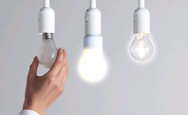 Visszatérhetnek az energiazabáló lámpák
