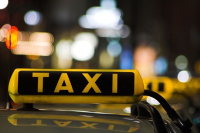 Rekordforgalom várható a taxisoknál