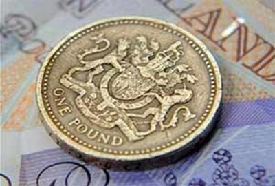 Négy évtizdes csúcson a brit infláció