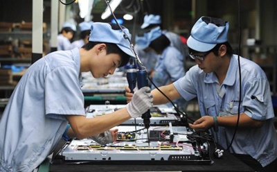 Zuhant a kínai ipari vállalatok nyeresége áprilisban