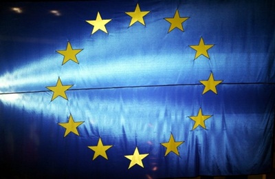 Európai Bizottság: a kilábalás jeleit mutatja az európai gazdaság