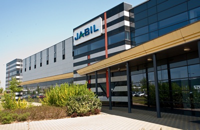 Csaknem 700 munkatársát ereszti szélnek a Jabil Circuit Magyarország