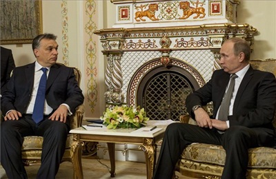 Megkezdődtek Orbán Viktor tárgyalásai Moszkvában
