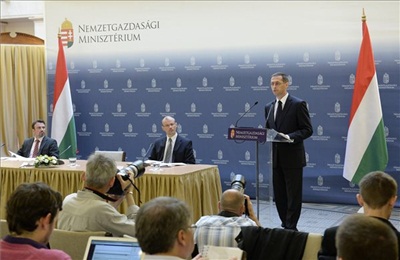 Varga: nem lesz szükség megszorító intézkedésekre