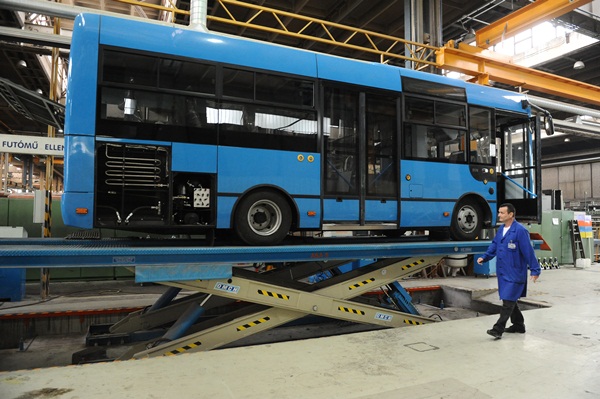 Jön a magyar autóbuszgyártás megújítása