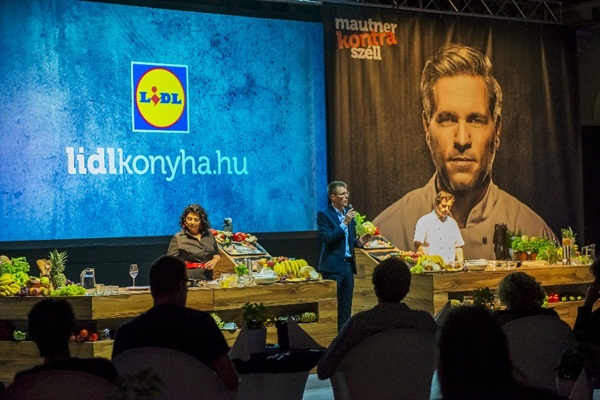 A titok lelepleződött: Mautner Zsófia és Széll Tamás párbaja mögött a Lidl áll