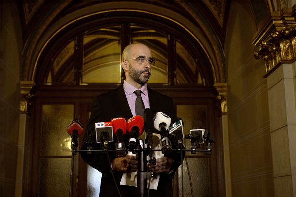 Kovács: Az EU-török csúcson mindenkinek érdeke a megegyezés