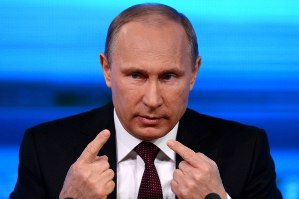 Vlagyimir Putyin beoltatta magát influenza ellen