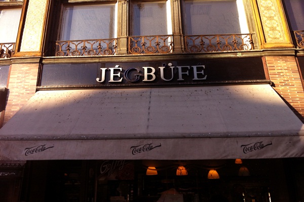 Bezár a Jégbüfé