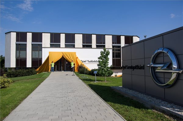 Opel - 650 ezer motor gyártása Szentgotthárdon