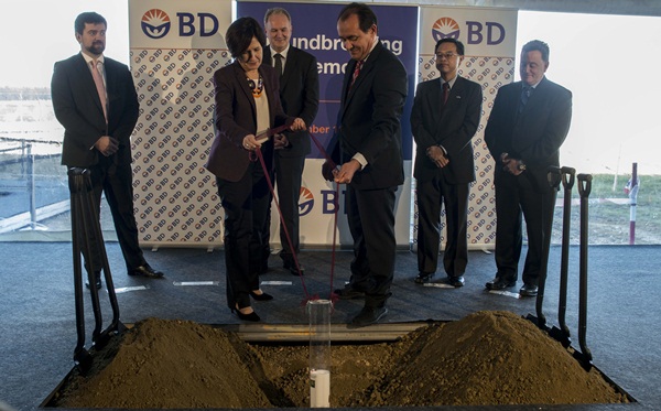 Hatmilliárd forintos beruházás, több mint száz új munkahely Tatabányán