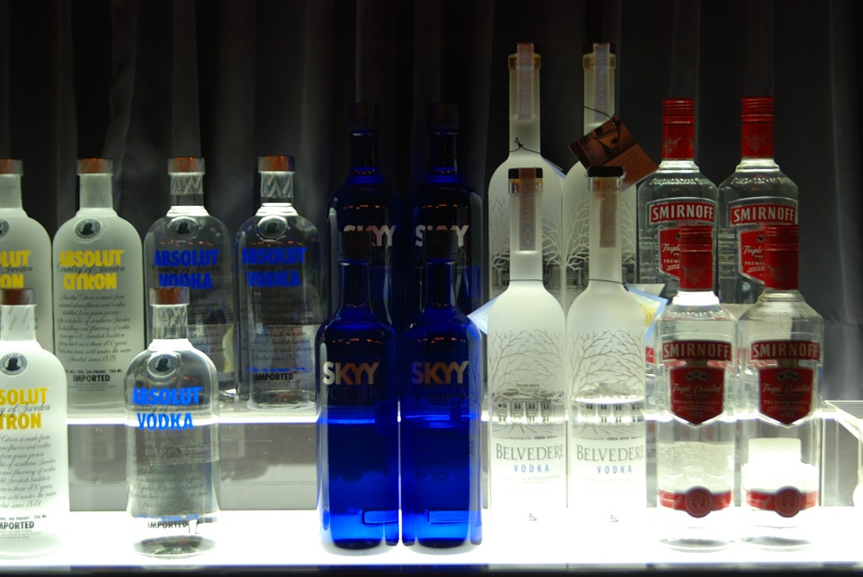 Milyen a magyarok DRINKiQ-ja? 6 megdöbbentő tény az alkohollal kapcsolatos ismereteinkről