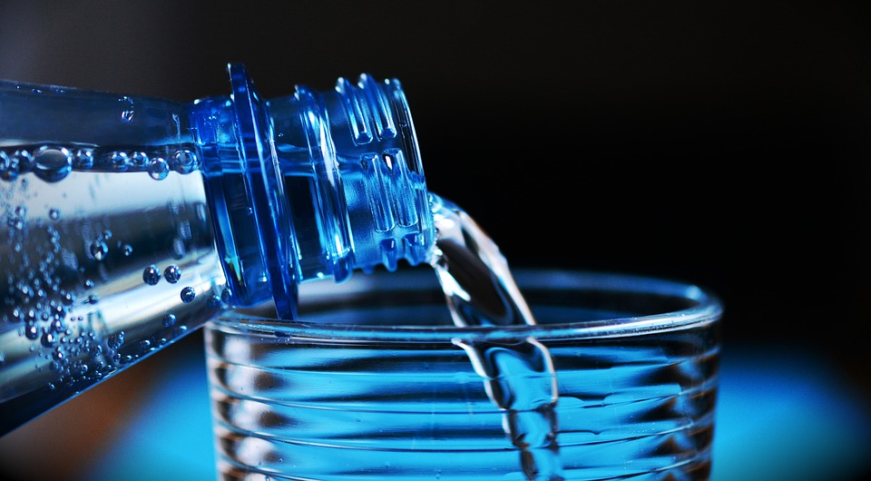  Kiderült: az íze miatt iszunk csapvíz helyett ásványvizet
