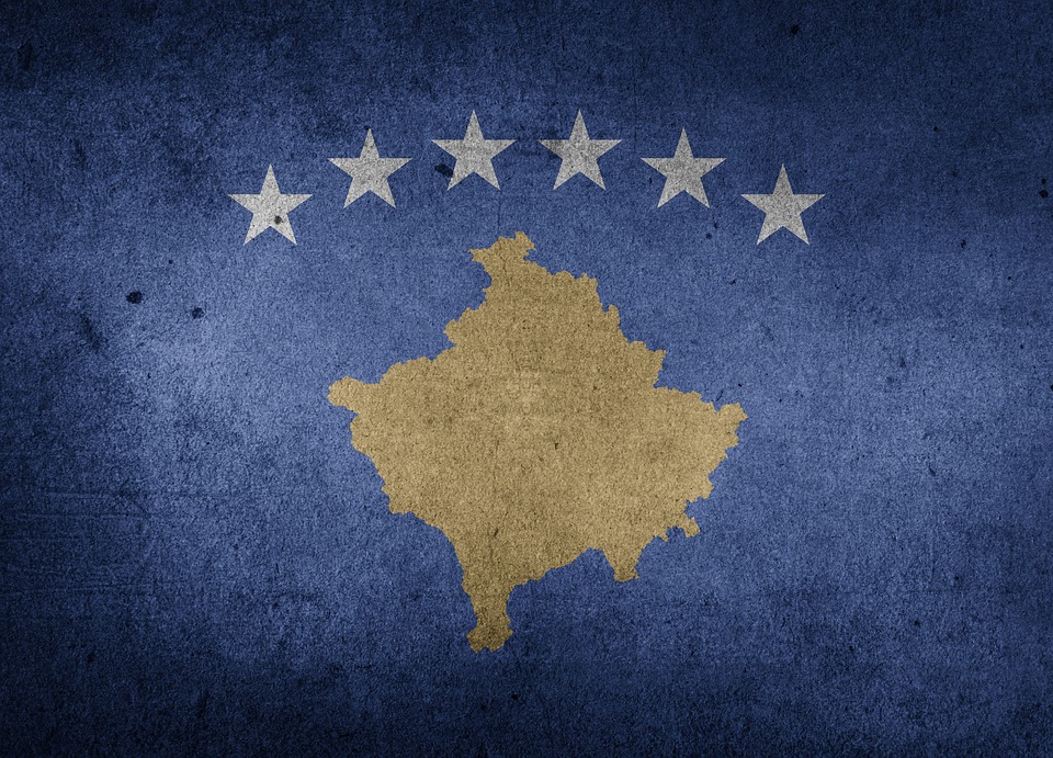 Áradások okoznak fennakadást Szerbiában és Koszovóban