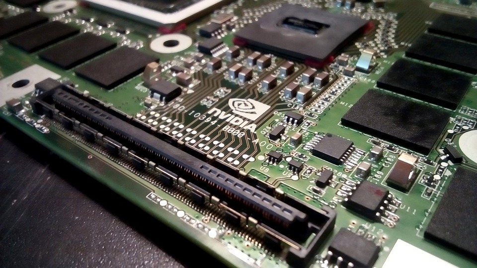 Profitfigyelmeztetés a Nvidia-tól, gyengébb a kereslet