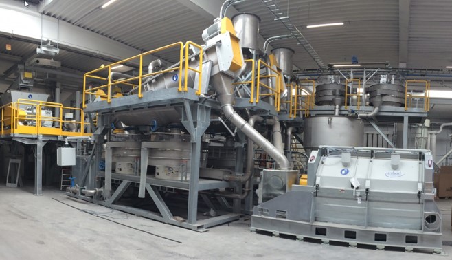 A Deceuninck négyszeresére, 45 ezer tonnára növelte éves PVC újrahasznosítási kapacitását