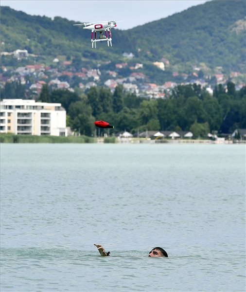 Drónok segítik a vízimentők munkáját