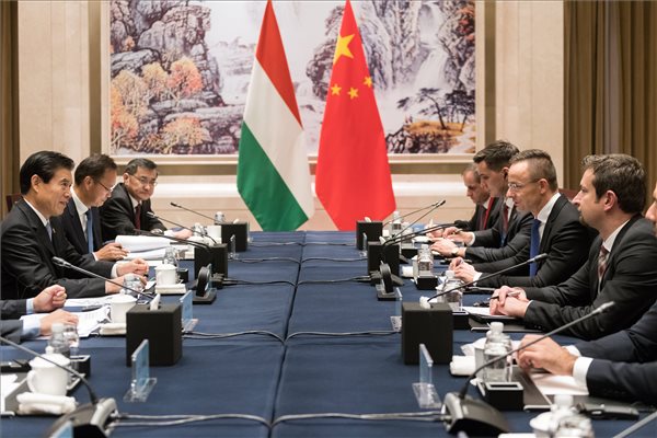 Magyarország egyre vonzóbb a kínai vállalatok számára
