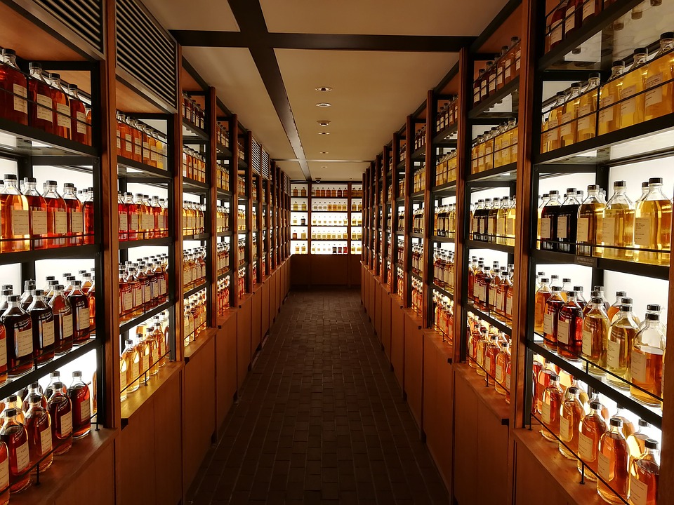Hackertámadás miatt kellett elhalasztani a legnagyobb whisky-magángyűjteményének árverését