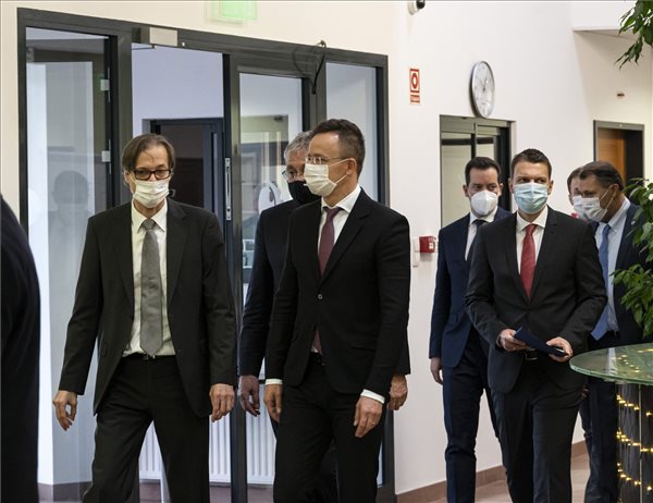 Üzemcsarnokot épít Zsámbékon a Medicontur Kft.