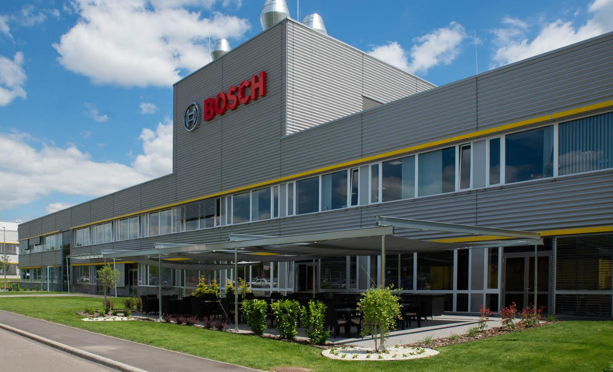 Új gyártócsarnokot adott át a Bosch Miskolcon
